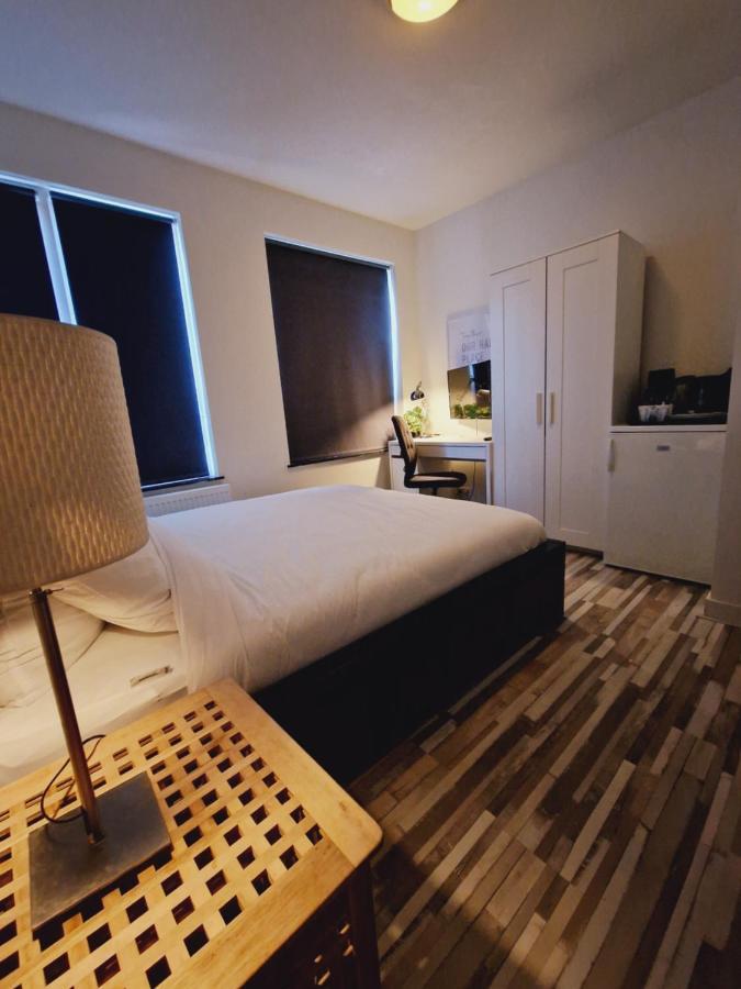 Room303 - Eindhoven - By T&S Esterno foto